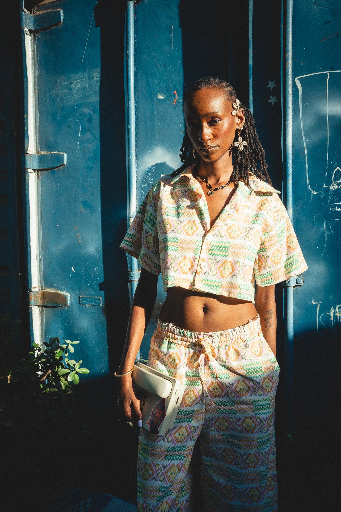Geometry pattern cropped resort shirt