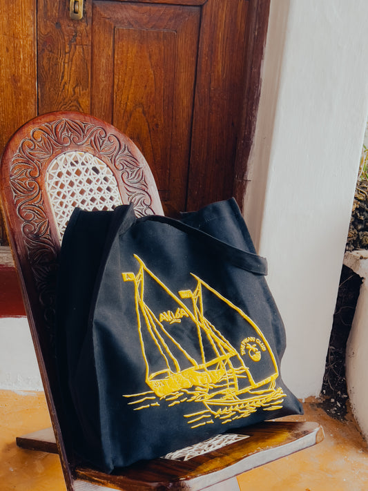 Dhow Race Tote